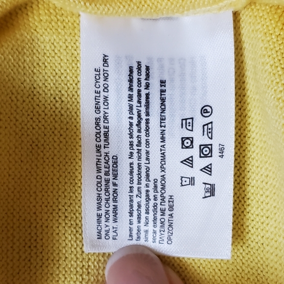 Brooks Brothers Yellow Vest 💛 Easter 🐣 - Picture 5 of 6